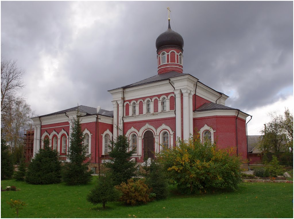 Хотьково. Алексиевская церковь. 09.2012.