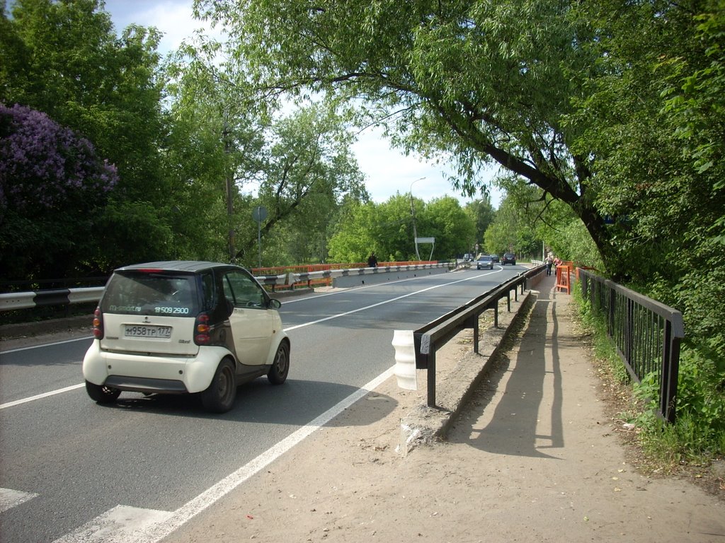Мост через Клязьму