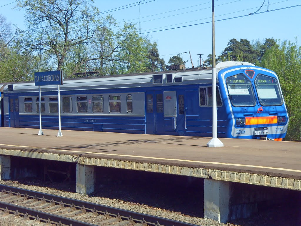ЭД4М на пл. Тарасовская