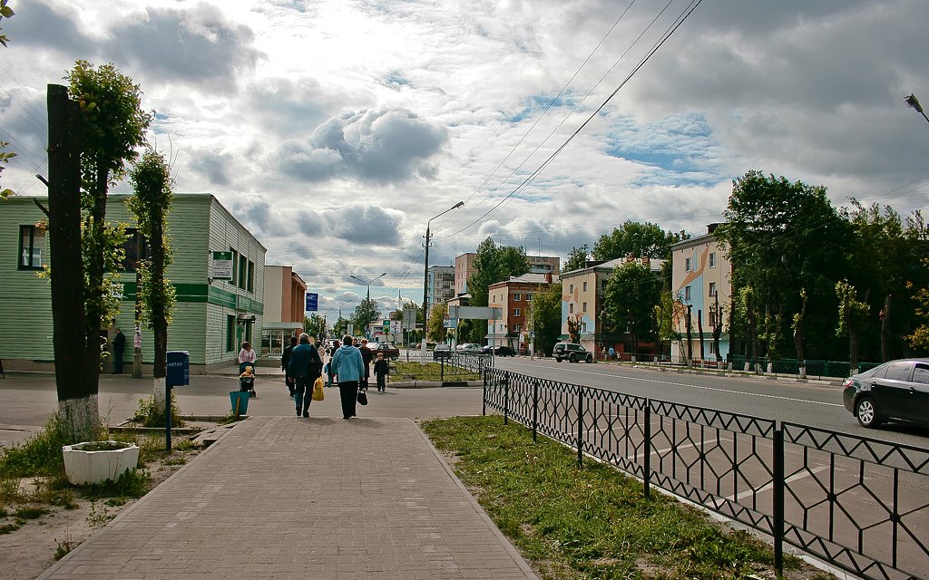 Шатура; с пересечения проспекта Ильича и улицы Школьной в сторону автостанции