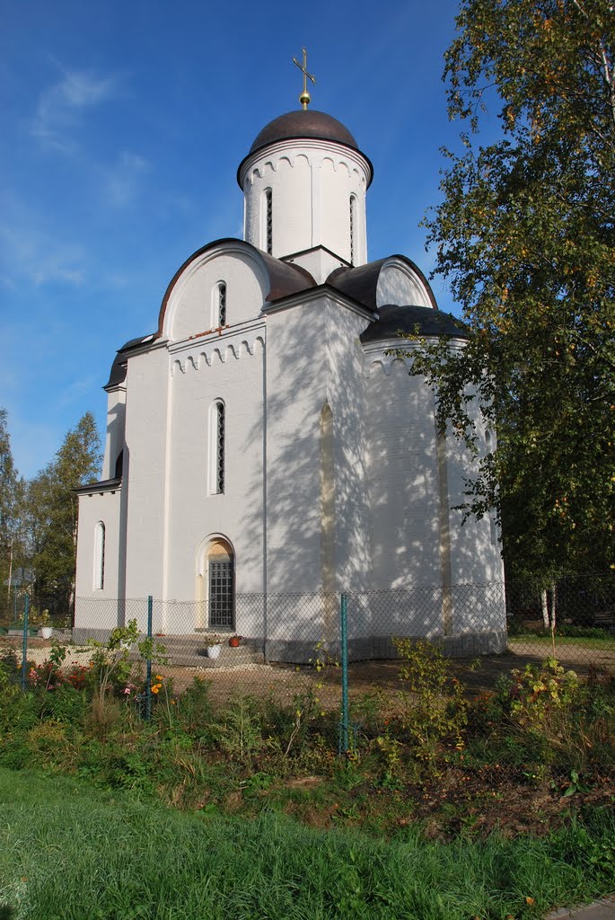 Церковь-часовня Покрова Божией матери в Шереметьевском.