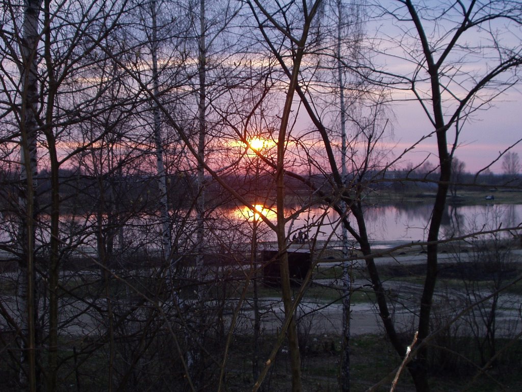 Stahanovka Lake