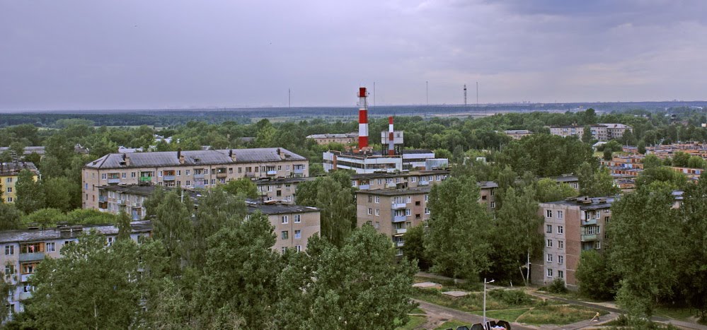 Вид с 12-этажки в направлении угла улиц Советская-Маяковского
