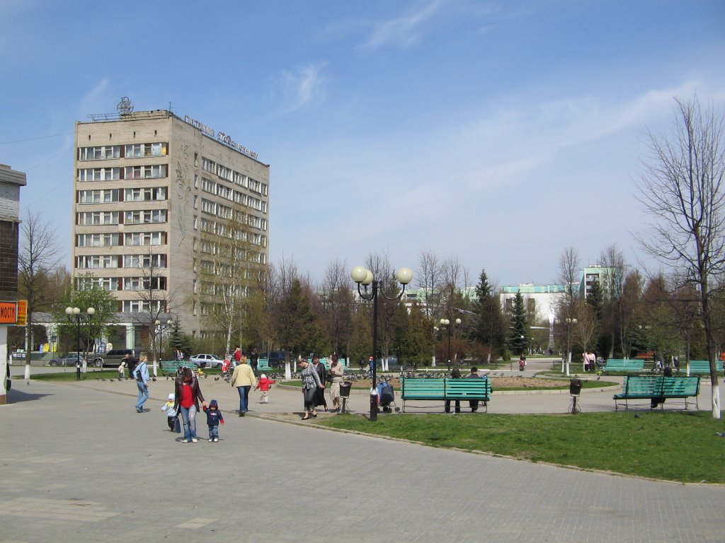 Сквер на проспекте Мира / Square on Peace Prospect