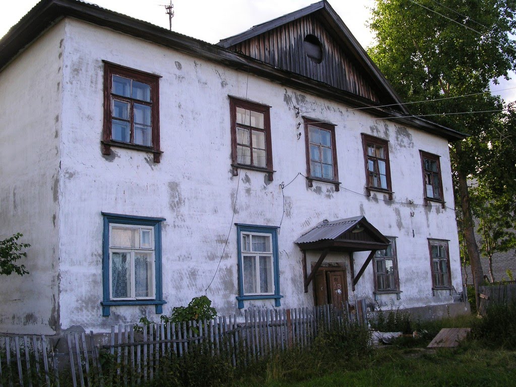Веденеева 8