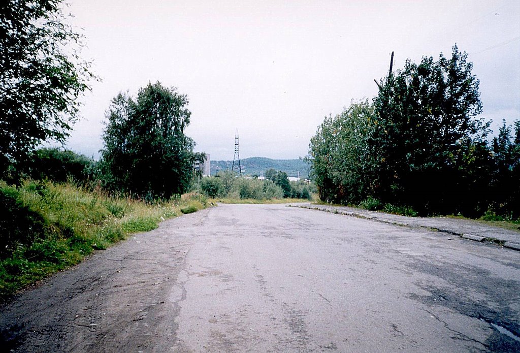 Улица Мира в 2003 году.