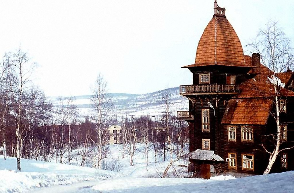 Бывшая гостиница.