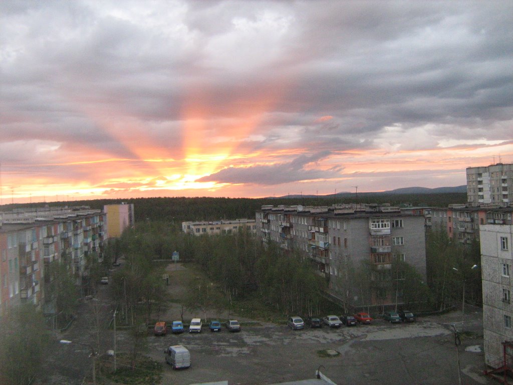 Polar day in Olenegorsk.
