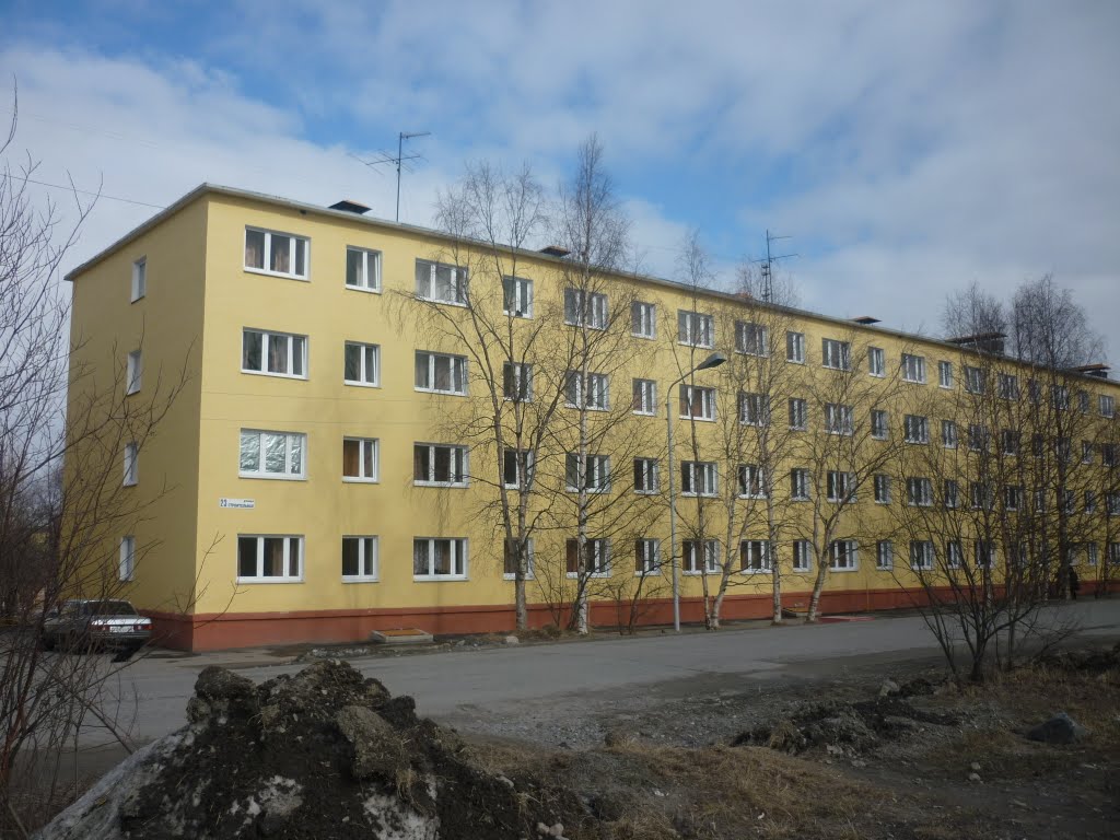 Общежитие Оленегорского ГОК.