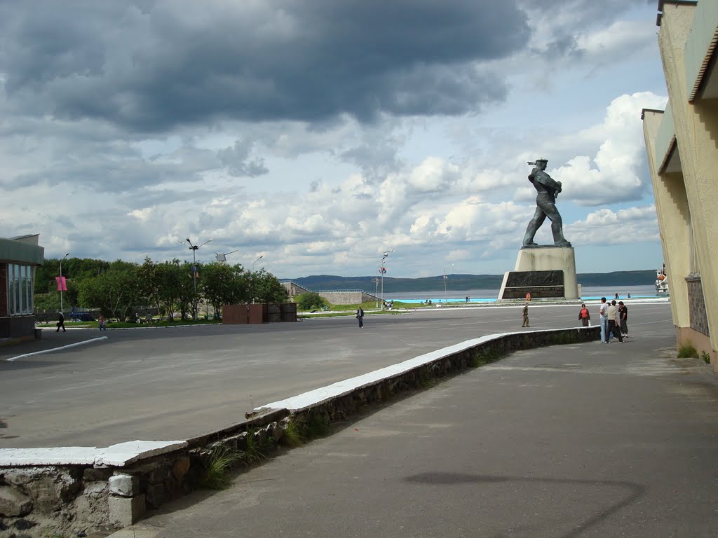 РОССИЯ. Мурманская обл. Город Североморск.Приморская площадь.
