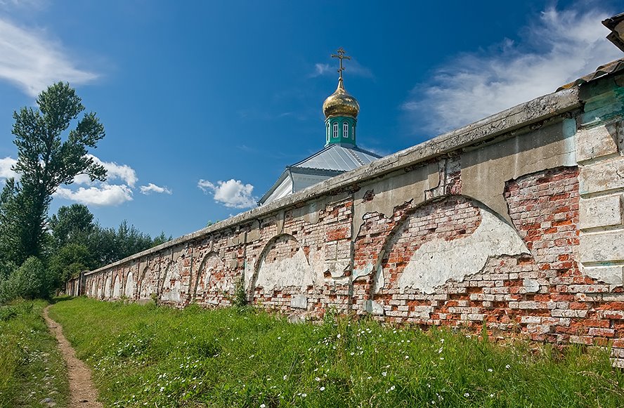Свято-Духов монастырь  г. Боровичи, Новгородская обл.