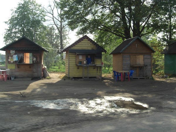 Чайные домики на трассе Москва-Питер. Teahouses on the Moscow-Piter