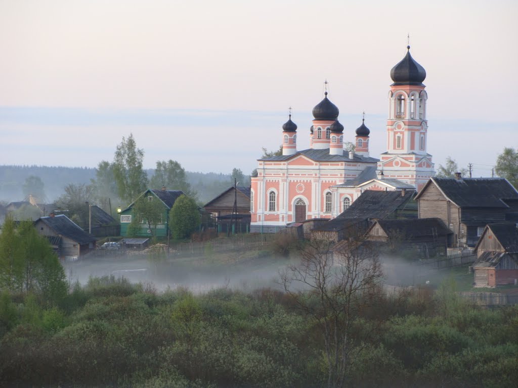 Церковь Святой Троицы http://www.novgorod.net/~lukar/index.htm