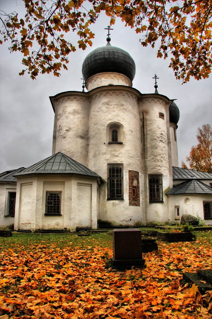 Ancient Architecture ... curch (HDR)
