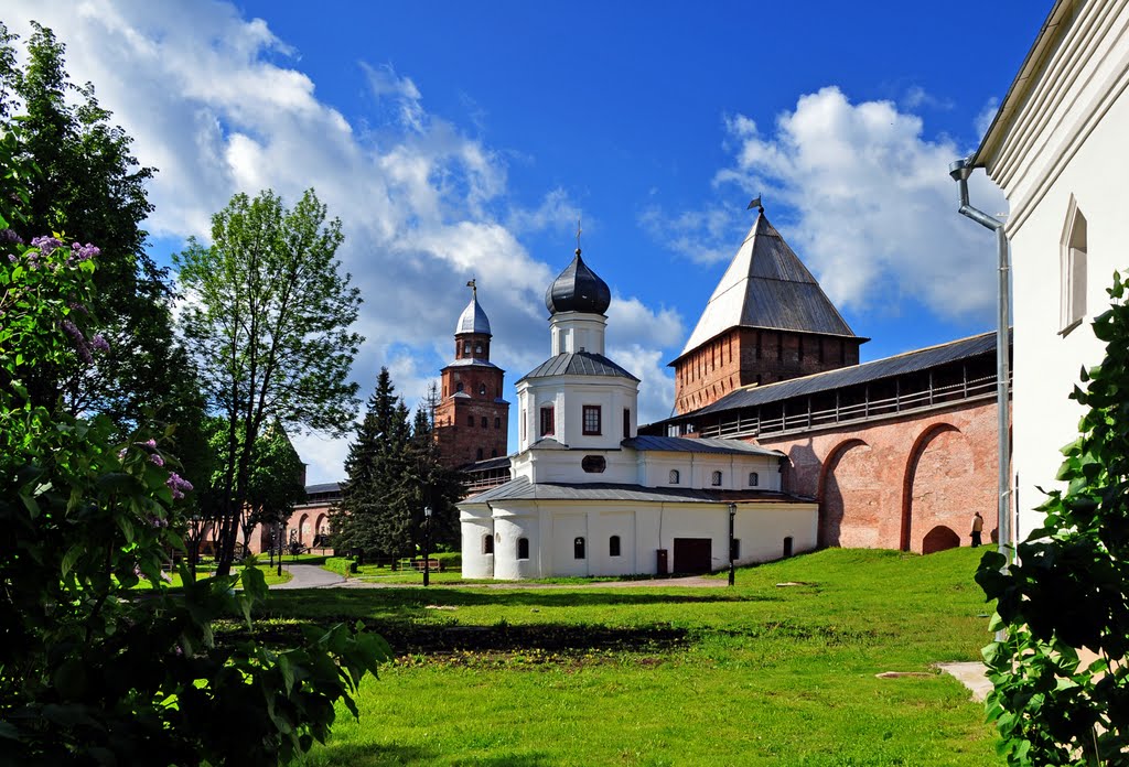 Великий Новгород.Церковь Покрова Пресвятой Богородицы.