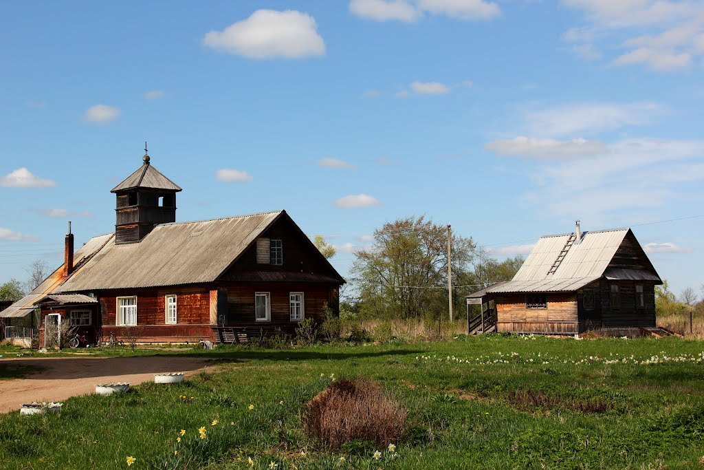 Территория храма