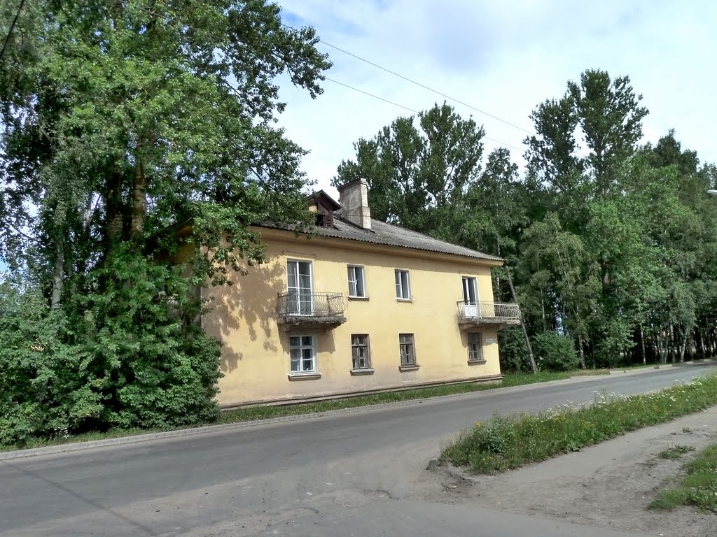 ул. Титова 2/9