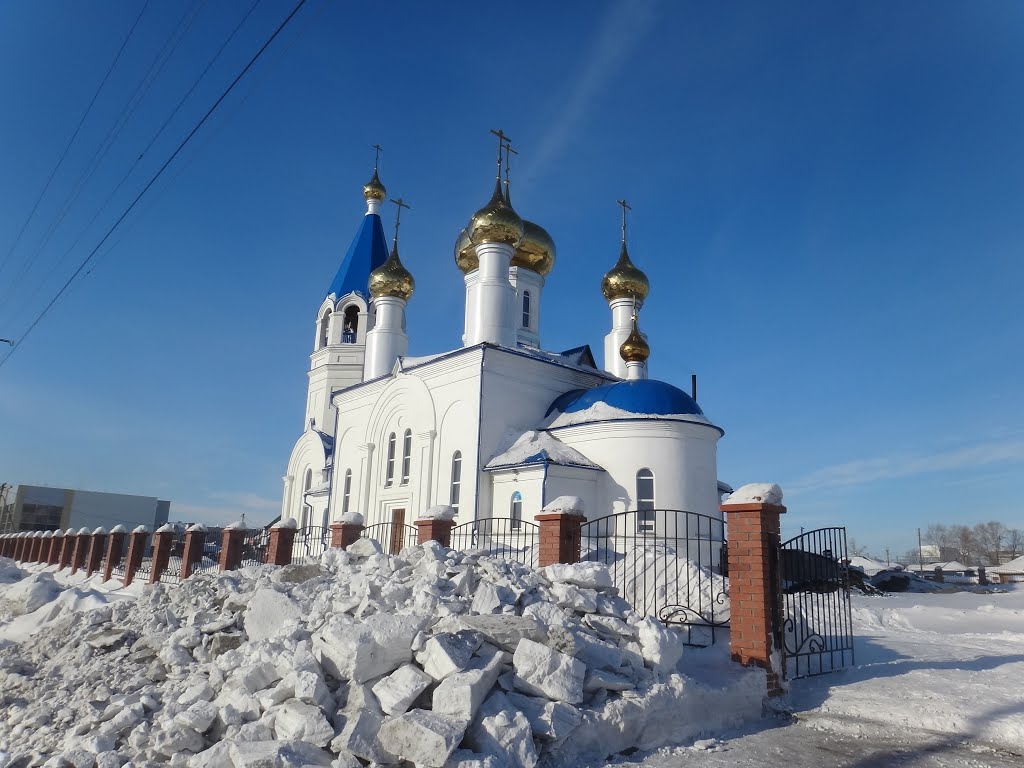 Храм