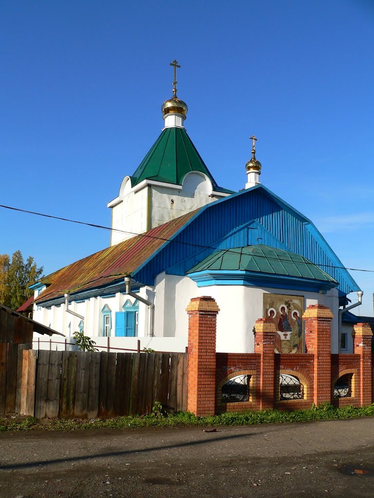 Церковь в Болотном