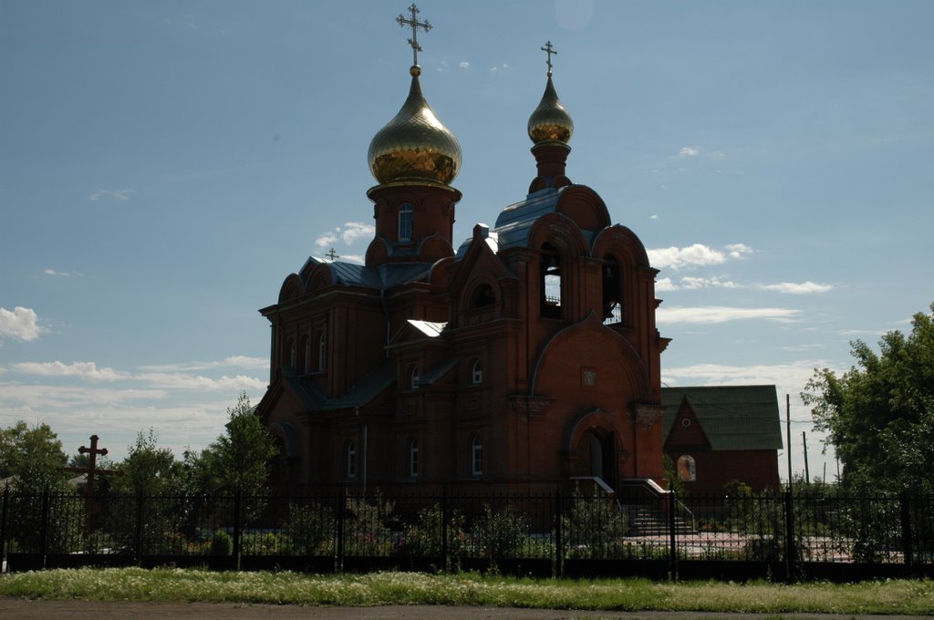 Чистоозерное, церковь