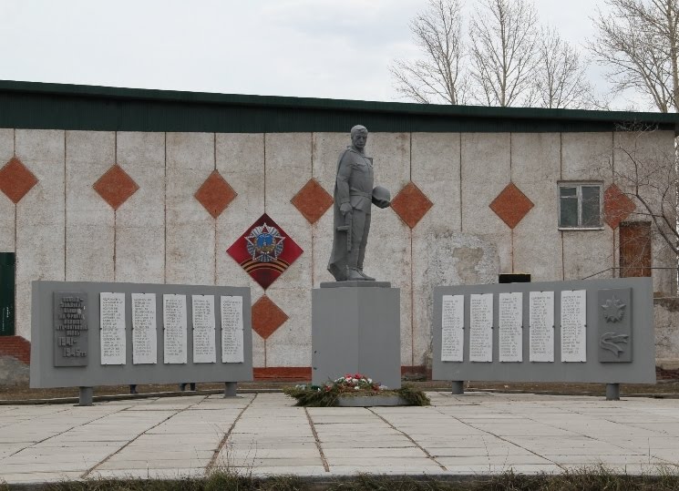 памятники Марьяновки