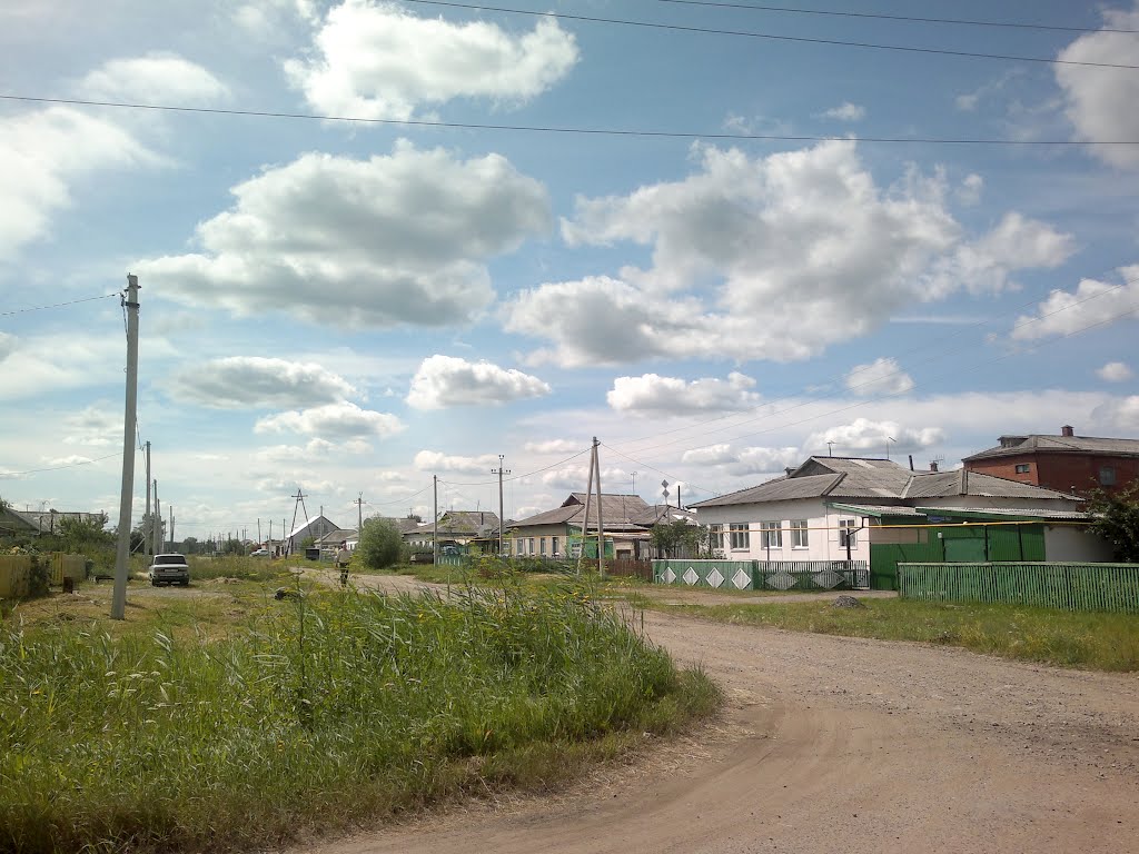 перекресток, дорога в городок