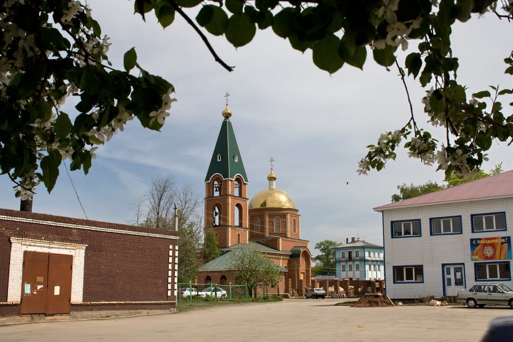 Храм