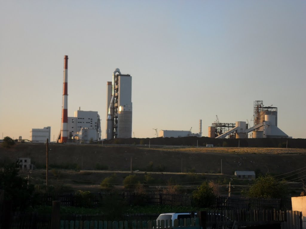 Новый новотроицкий цементный завод