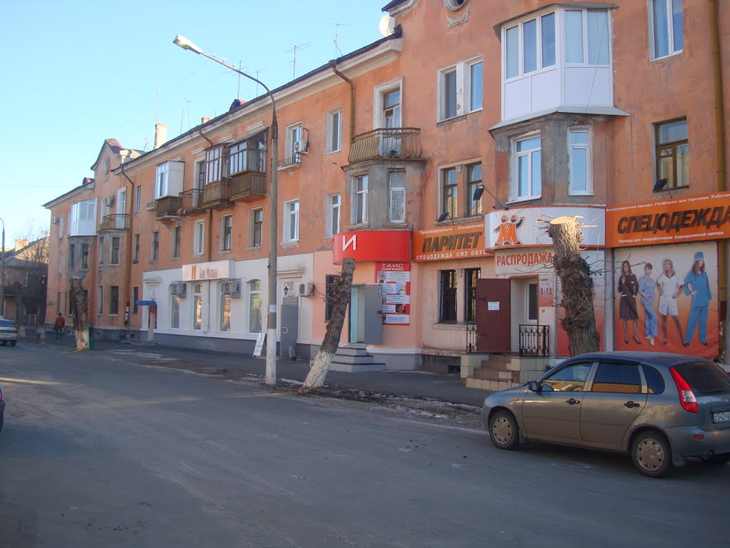 ул. Льва Толстого, 4