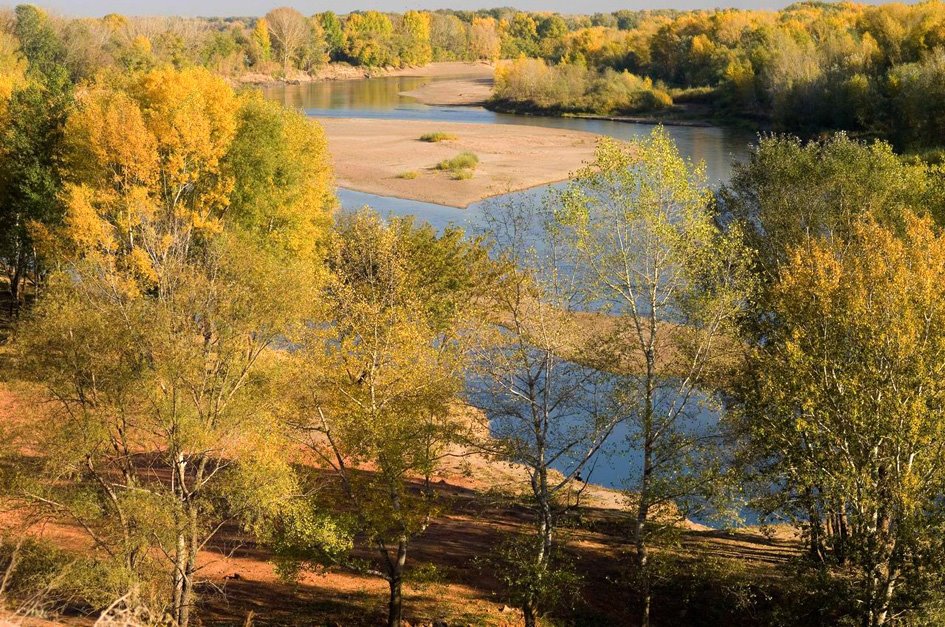 Река Урал у Оренбурга.