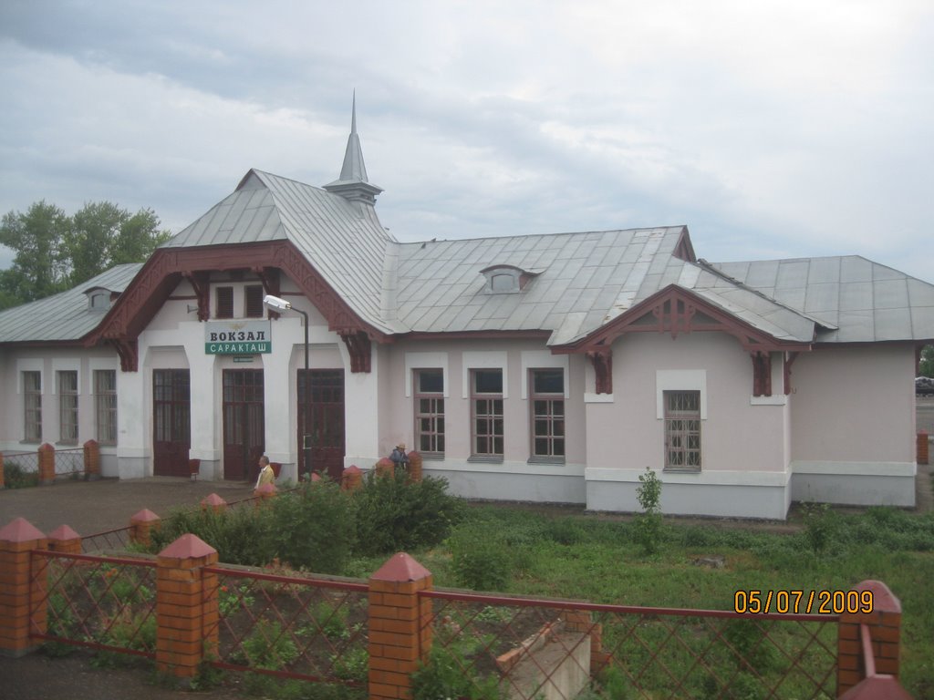 Saraktash railroad station