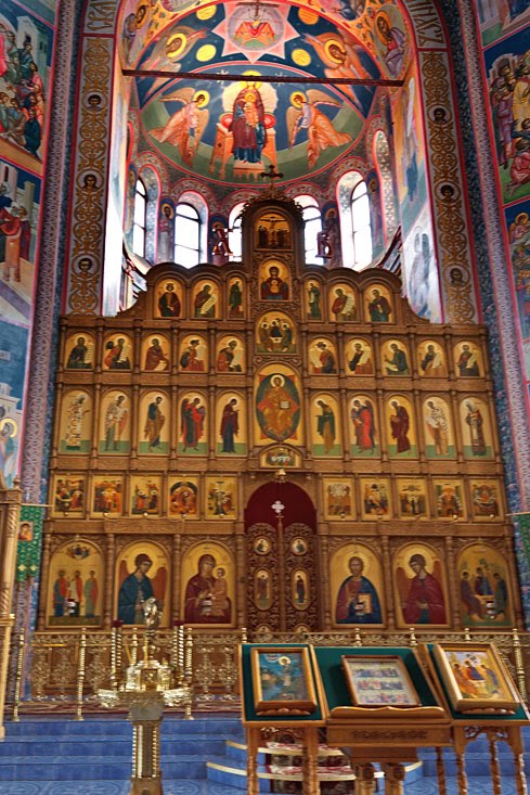 Иконостас собора в Саракташе