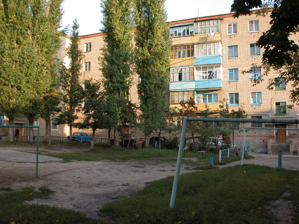 Двор детства