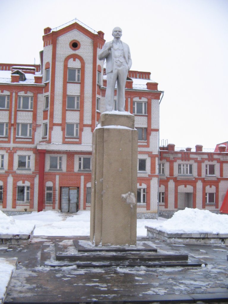 маленький Ленин