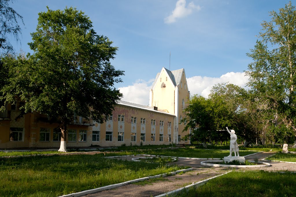 Бывшая усадьба Устиновых