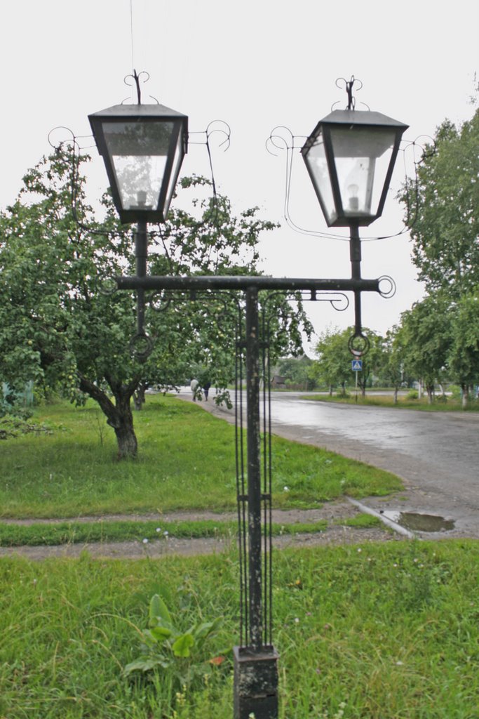 Old streetlight