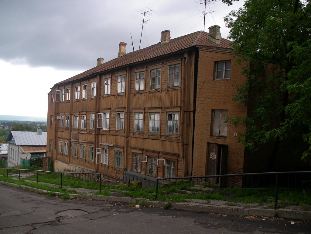 Дом на ул. Замойского