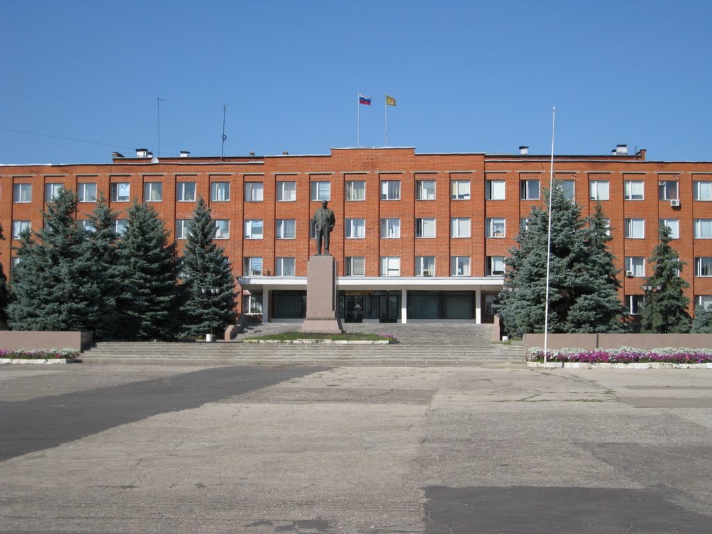 Здание администрации Сердобского района