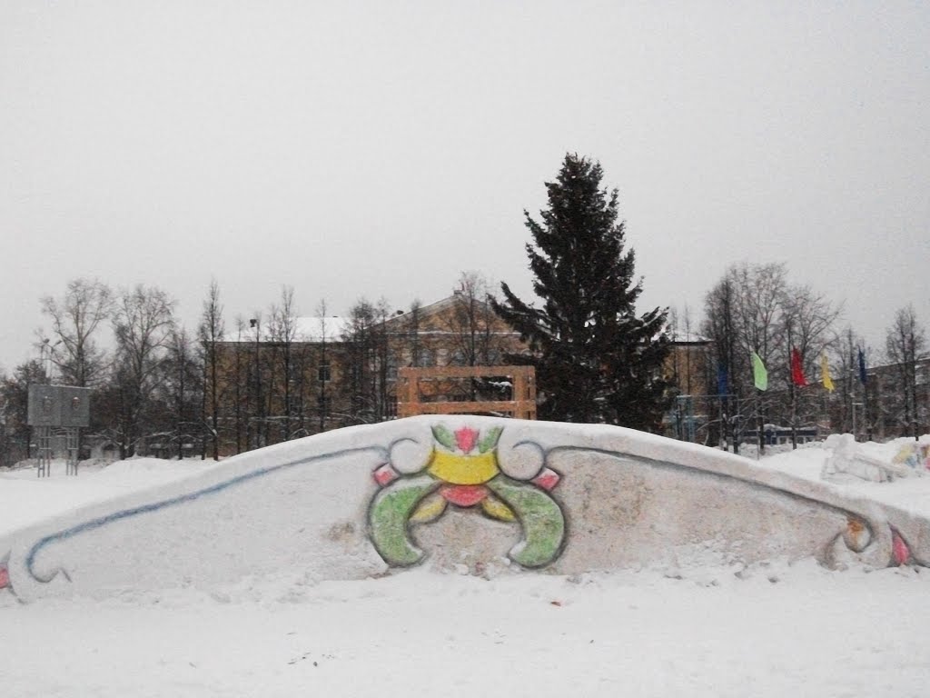 Городская площадь Кудымкара. Здание Администрации города.