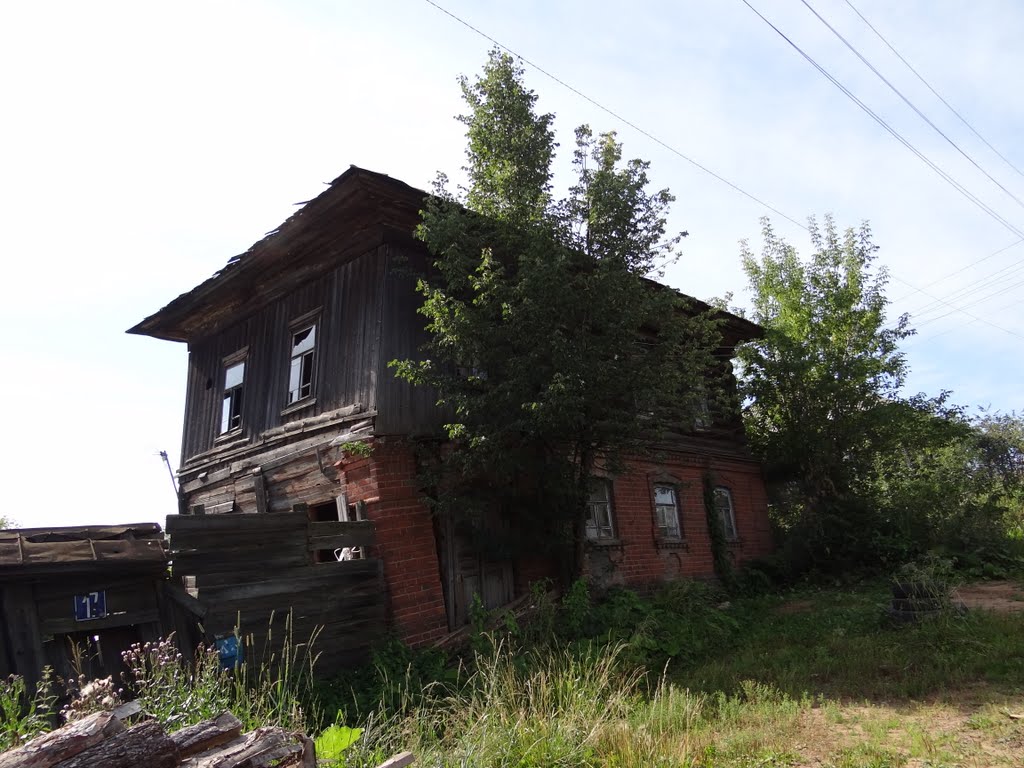 Развалина в Нытве