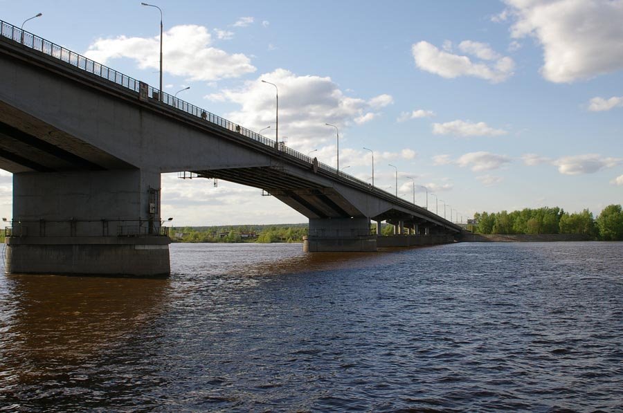 Коммунальный мост / Kommunalny (Communal) bridge over the Kama river (23/05/2007)