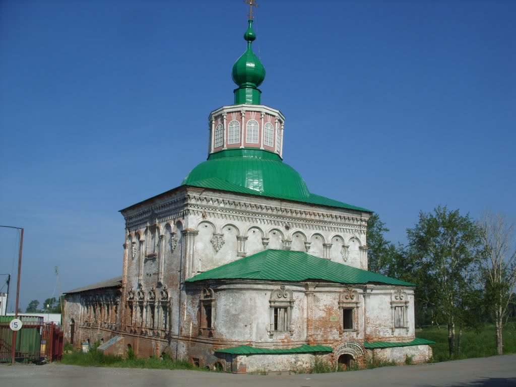 Соликамск, Крестовоздвиженский храм.