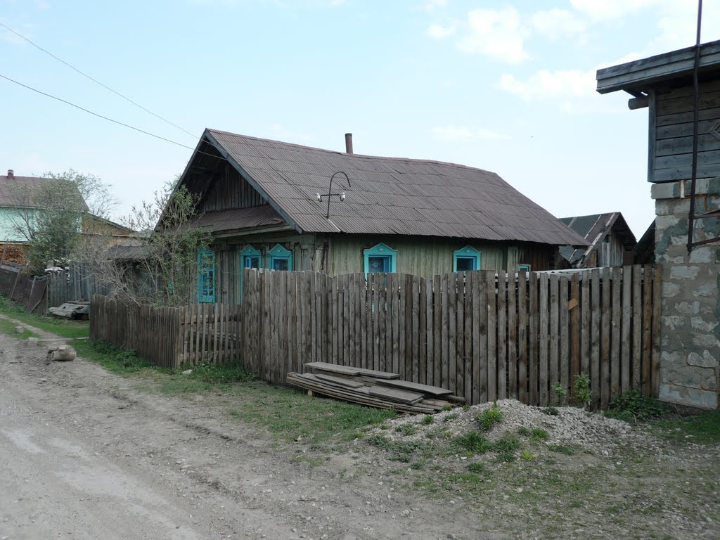 Ust-Kishert, house. Усть-Кишерть, дом, где жила моя бабушка