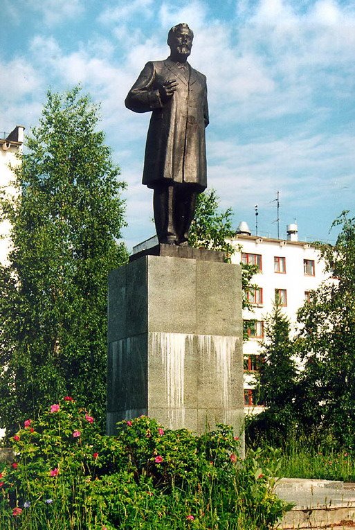 monument to Chaykovskiy
