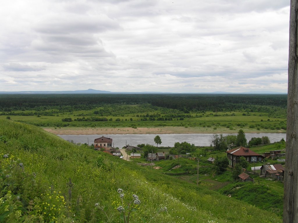 Вид на гору Полюд из Чердыни