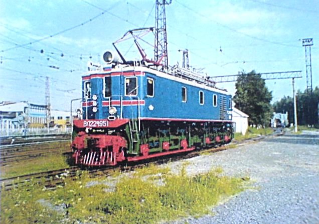 The last electrical lokomotive ВЛ 22м (VL22m) in Chusovoy depot