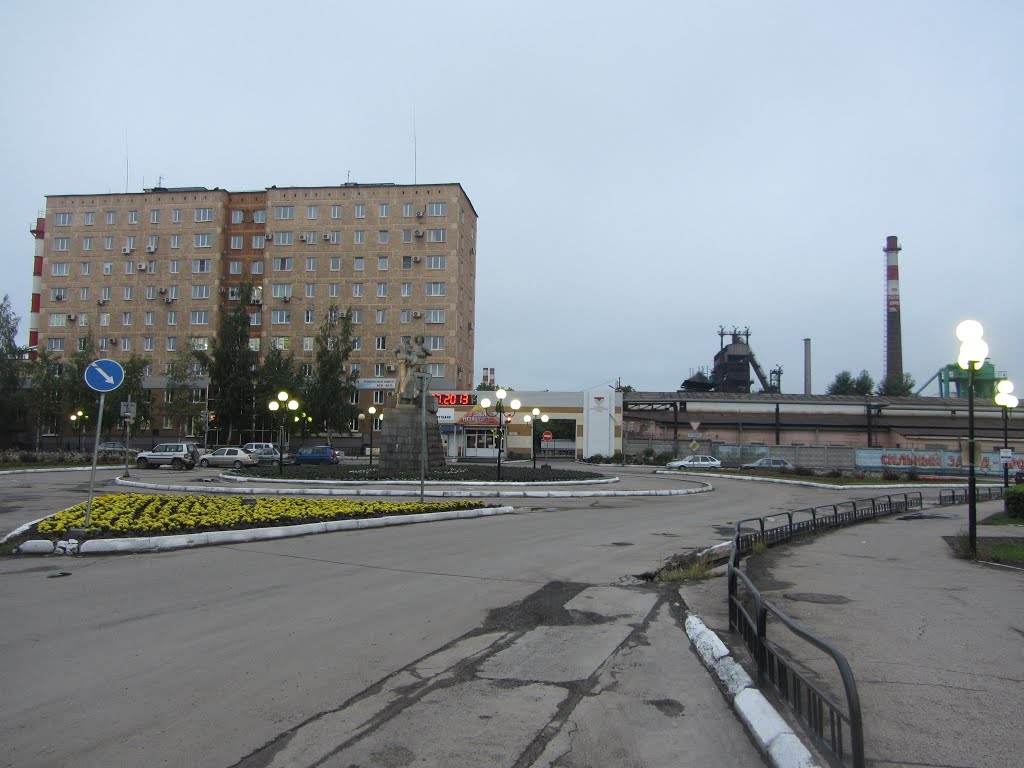 Заводская площадь Чусовой