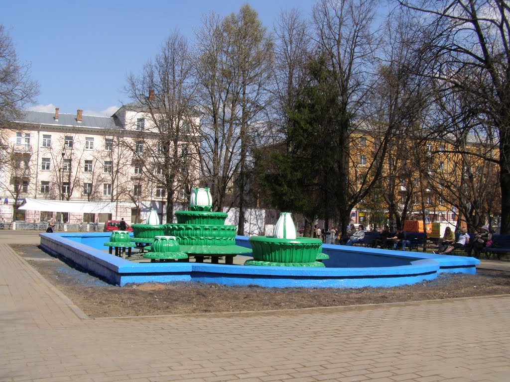 ⛲ Фонтан "Каменный цветок" ⛲