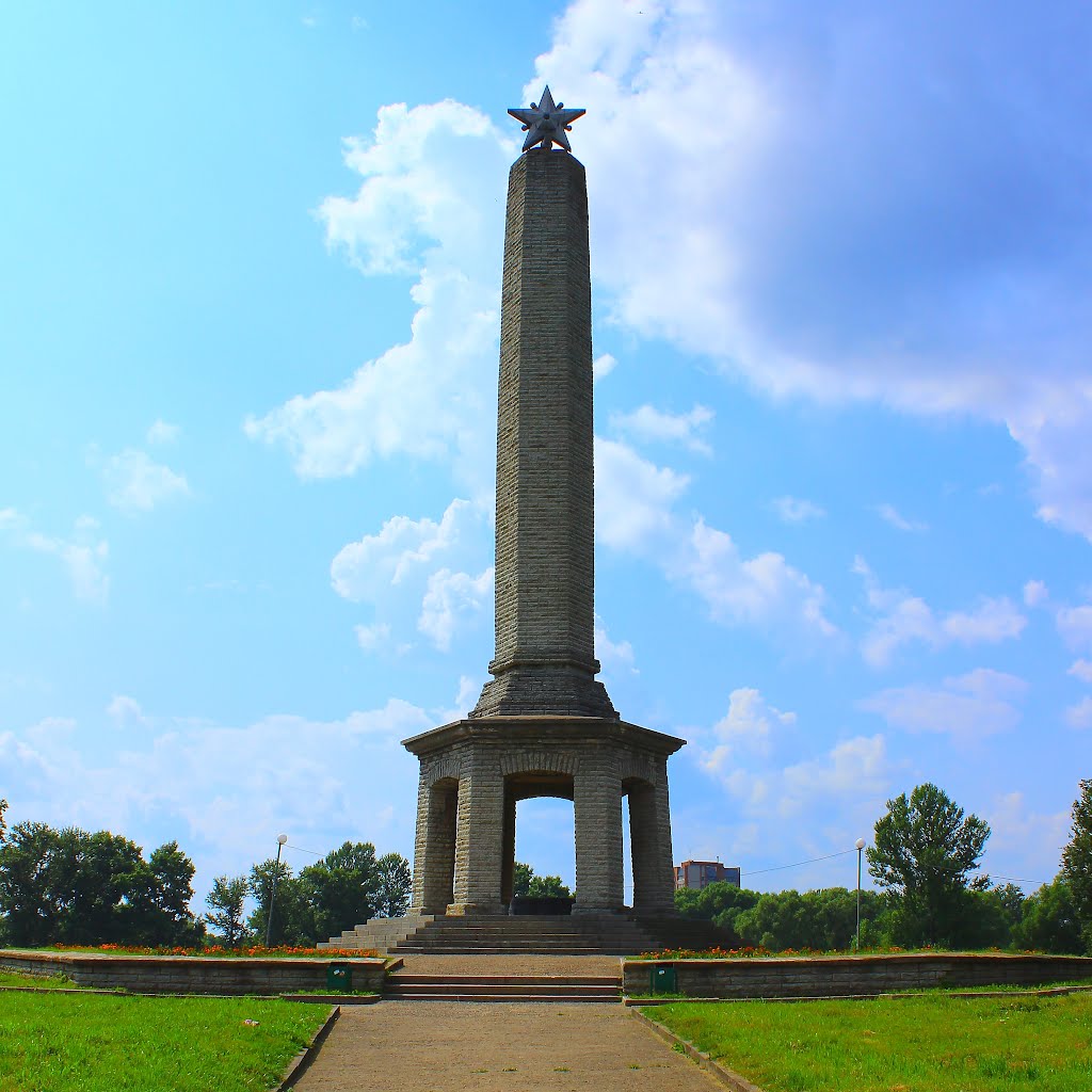 obelisk of glory