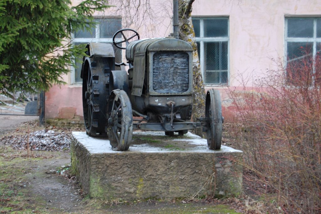 Tractor